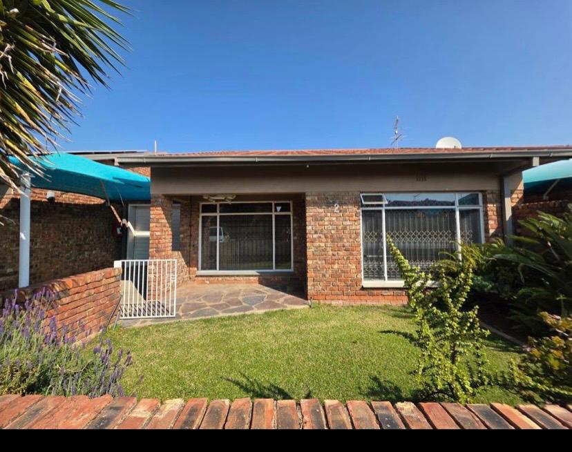 To Let 2 Bedroom Property for Rent in Dagbreek Ext 4 Free State